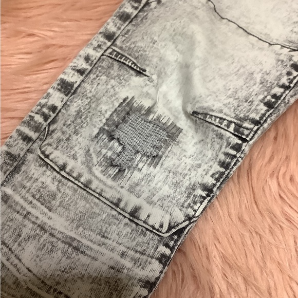 Men’s jeans - Picture 4 of 11